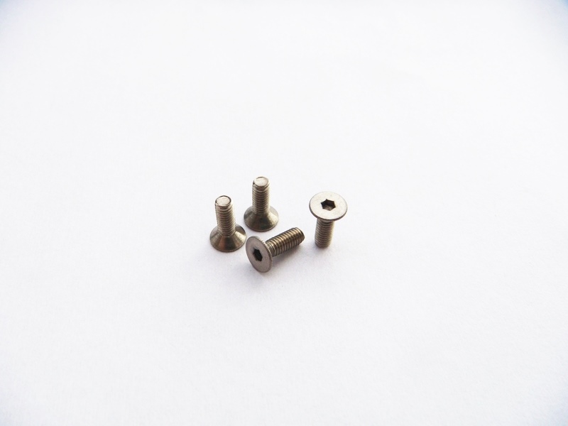 Hex Socket Flat Head (M2.6)
