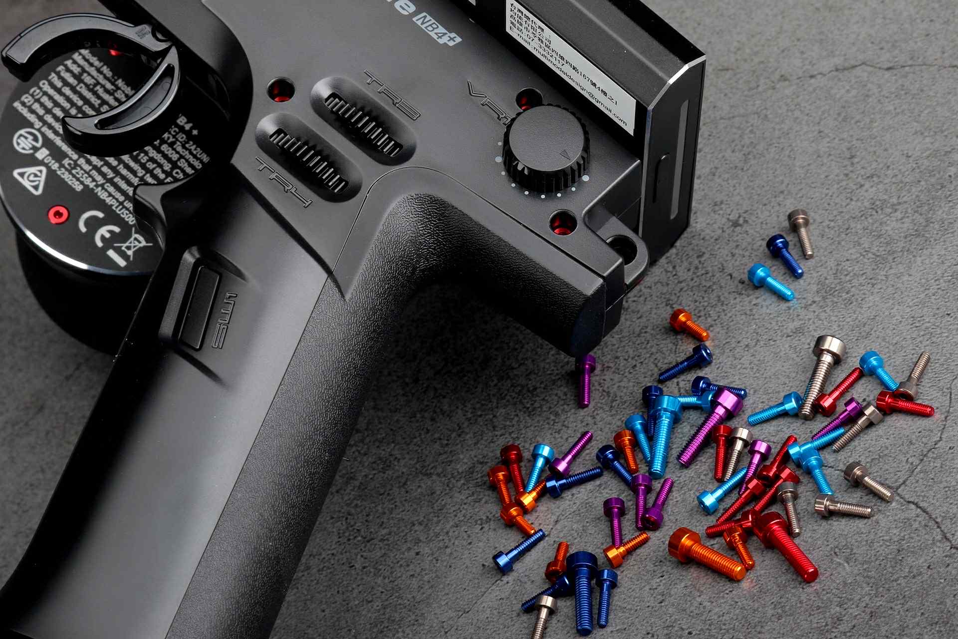 NB4+ Light Weight Screw Set